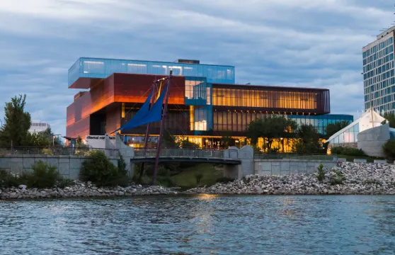 薩斯卡通市中心萬豪德爾塔酒店