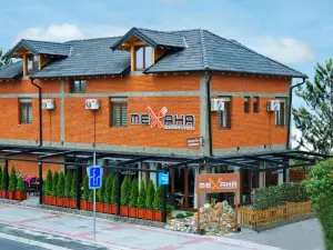 Mehana Apartmani