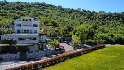 Hotel Opera Jaz Hôtels à : Budva