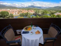 Hospedium Hotel Mirador de Gredos Hotels in Candelario