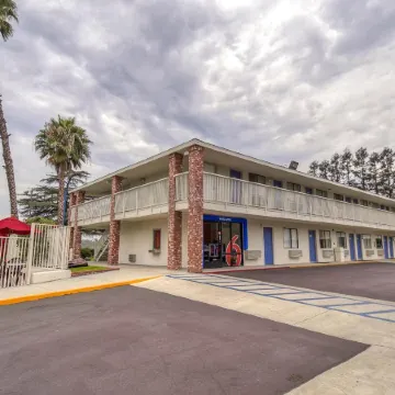 Motel 6 Arcadia, CA - Los Angeles - Pasadena Area