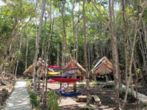 Lainkalogos Glamping Hotels in Raja Ampat