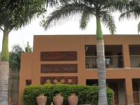 Batter Boys Boutique Hotel Hotels near Sinoville