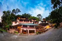 Altos de Caño Hondo Hotel a 