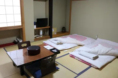 Hotel Suehiro Hotels near Yosodate Inari Daimyojin Shrine