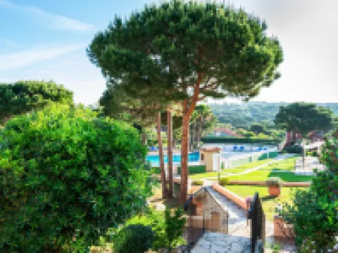 Hotel la Romarine Hotels near Pampelonne Beach