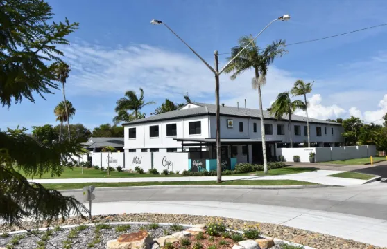 巴利那田園汽車旅館