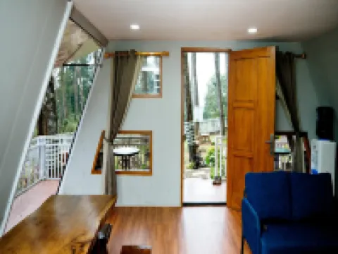 Great Panorama Lodge & Camp by Mhm Hotels in Ciater
