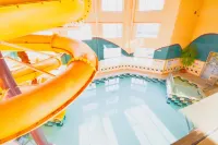 Canad Inns Destination Centre Polo Park - Water Park
