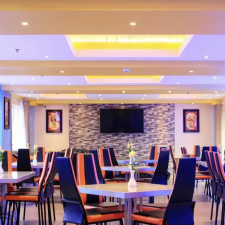 Royal Mansion Hotel