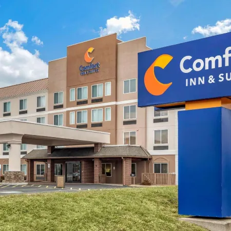 Comfort Inn & Suites Heath - Newark South