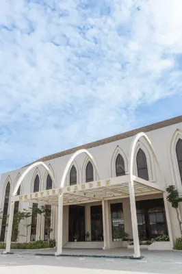 Whistler Garden Hotel Hotels in Kosambi