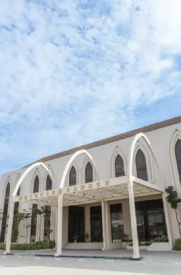 Whistler Garden Hotel Hotels in Kosambi