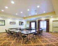 Comfort Inn & Suites Orange - Montpelier Hotels in Оринџ