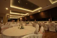 Royal Bilgic Hotel - breakfast