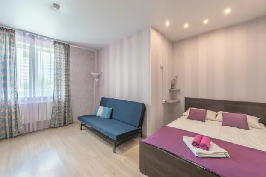 У Аэропорта Отели рядом с Аэропорт Кольцово