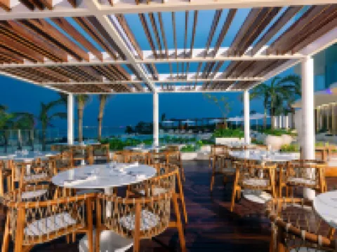 SLS แคนคุน โรงแรมในกังกุน