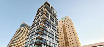 Bnbisrael Apartments - HaYarkon Diamant โรงแรมใน