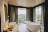 Vigolando Van Ho Resort