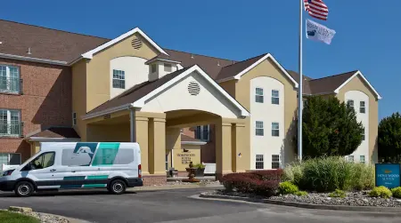 Homewood Suites by Hilton Kansas City - Airport Отели в г. Мей