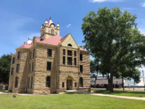 Holiday Inn Express & Suites Brady by IHG Hotels in Brady