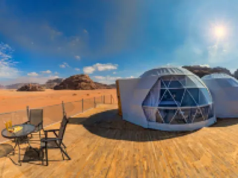 Wadi Rum UFO Luxotel - Campsite Hotels in Quairah District
