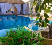 Hotel 7 - Pool