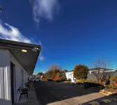 Brooklyne Motel Sanson - 2-Star