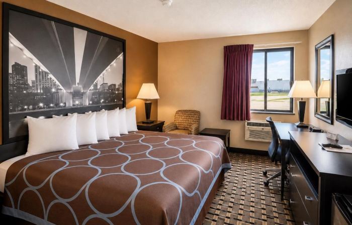 Super 8 by Wyndham Melrose