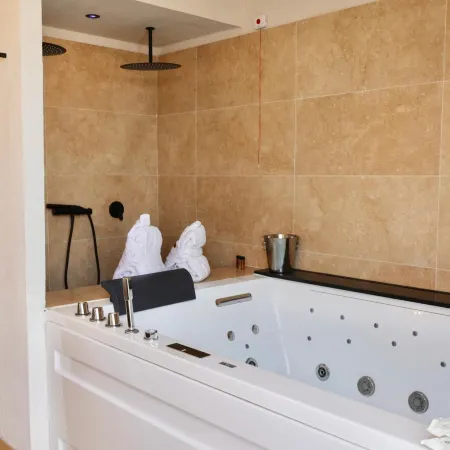 Taga Suites