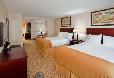 Holiday Inn Express & Suites Wichita Airport by IHG 위치타 호텔