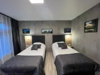 Mandarinoviy Ostrov Hotel - 2 ดาว