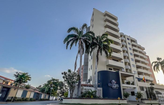 PUERTO PLAYA SUITES