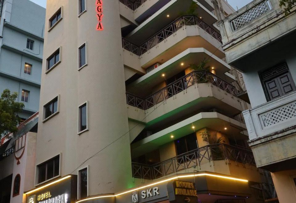 hotel overview picture