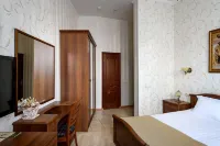 Zolotoe Runo Hotel Hotels near Alexandre Nevsky Cathedral (Sobor Alexandra Nevskogo)