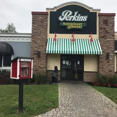 Clarion Inn & Suites - University Area