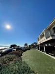 Cambria Landing Inn and Suites
