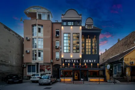 Garni Hotel Zenit Отели в г. Сремски Карловци