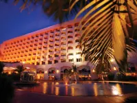 The Lalit Mumbai - Bares