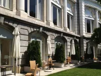 Hôtel du Grand Lac Excelsior Hotels near Caux Palace