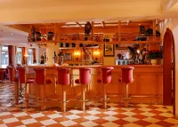 The Glacier Hotel - ex Eurotel Victoria - - bars