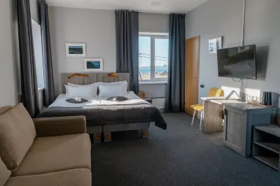 Ter Mini-Hotel Hotels near Slipway for boats and yachts "Teriberka - Tour"