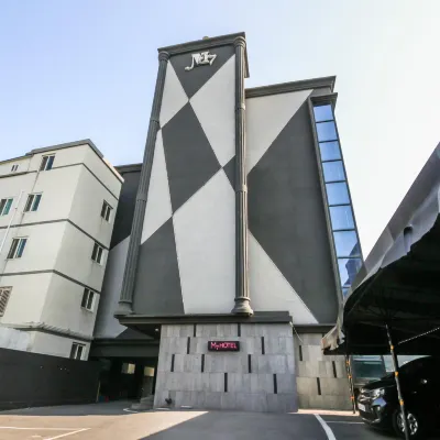 M7 Business Hotel Hotels near Dodeogam Hermitage