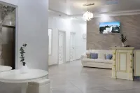 Grand Gallery Apartment by Provence