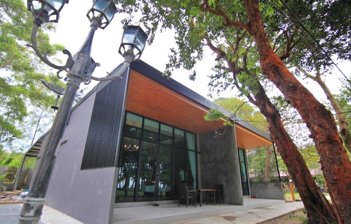 บ้านเจ้าไหม บีชเฮ้าส์ (Baan Chao Mai Beach House)