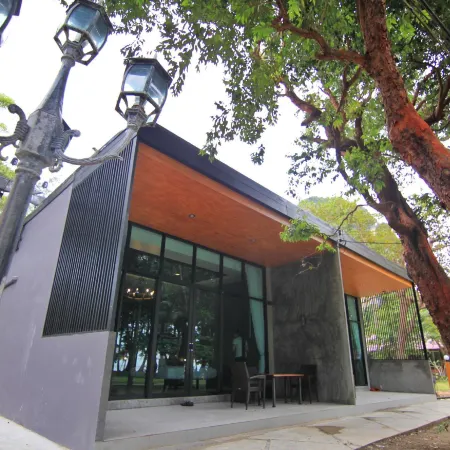 Baan Chao Mai Beach House