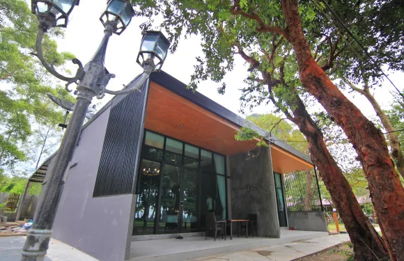 木房子海灘之家