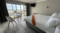 Oceansnest Guest House Hotels in Bloubergstrand