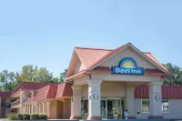 Days Inn by Wyndham Forsyth Hotels in Forsyth