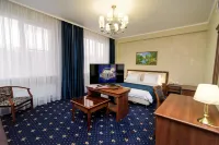 Biznes-Hotel - 停車場